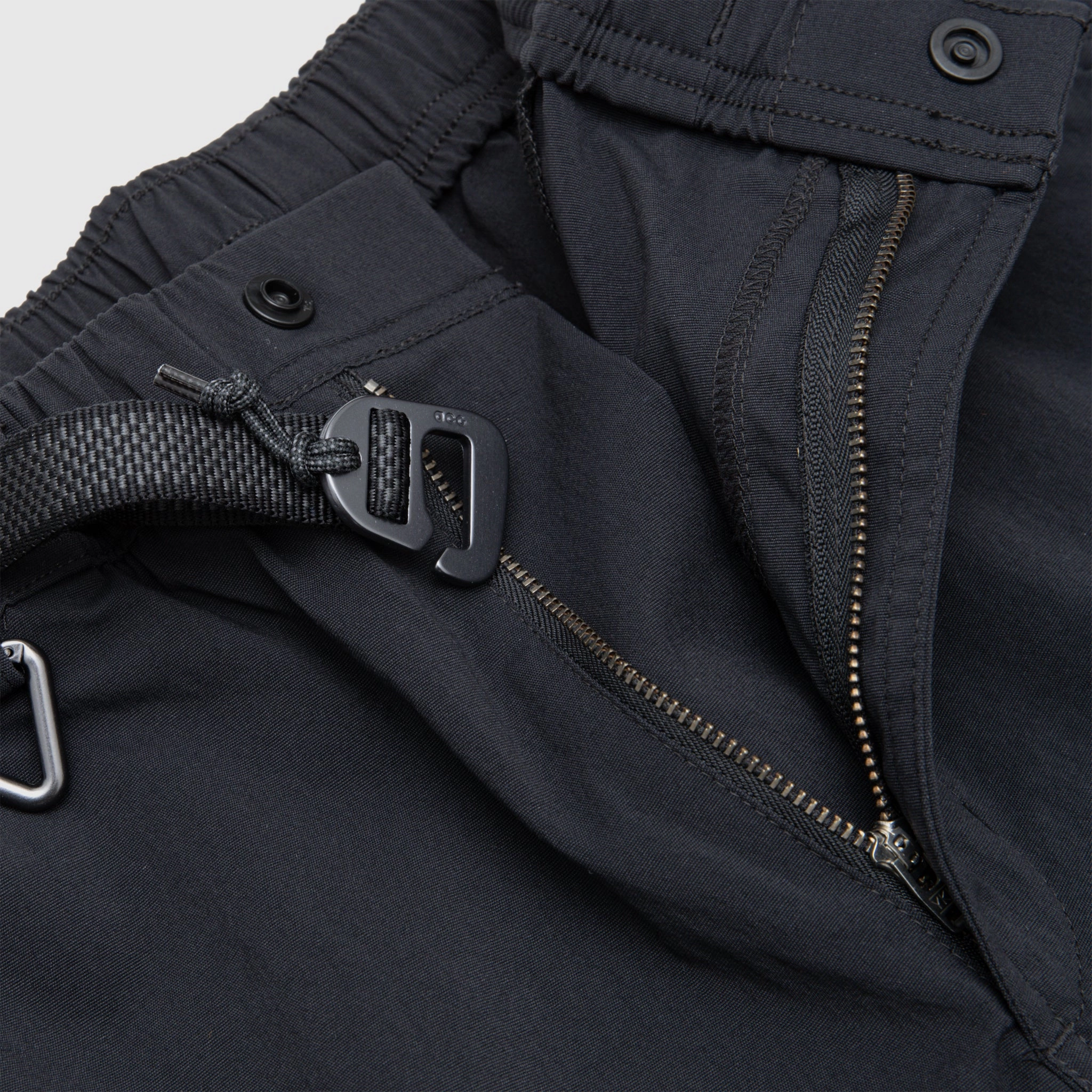 ACG TRAIL SHORTS BLACK