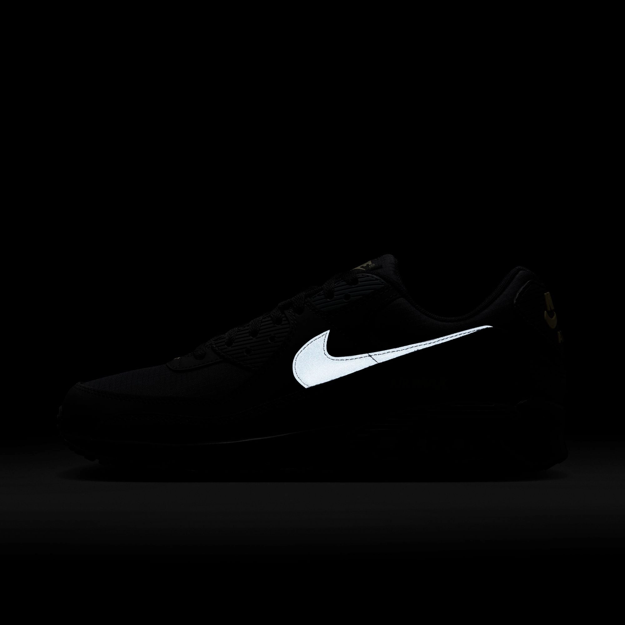 Air Max 90 'Batman'