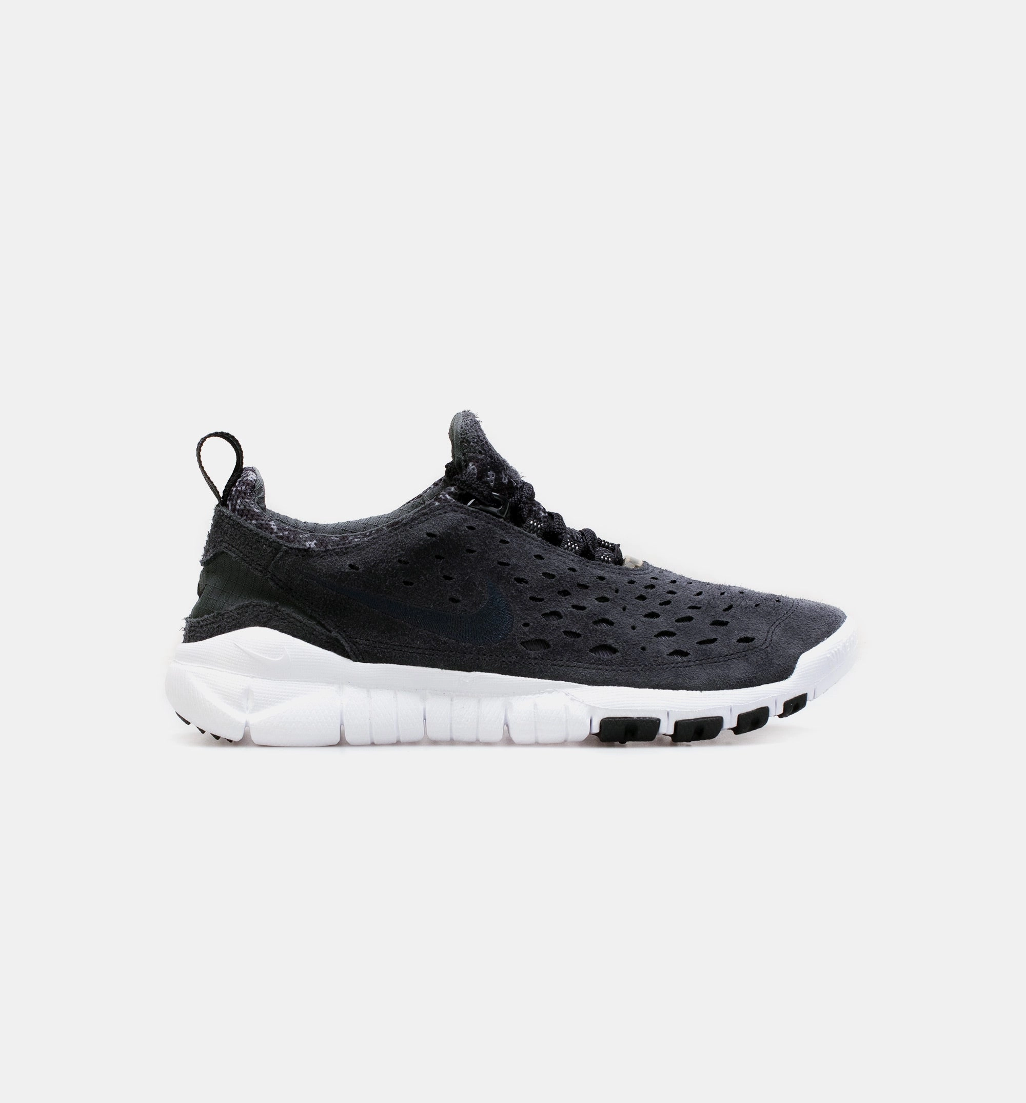 Free Run Trail Mens Lifestyle Shoe - Black/White
