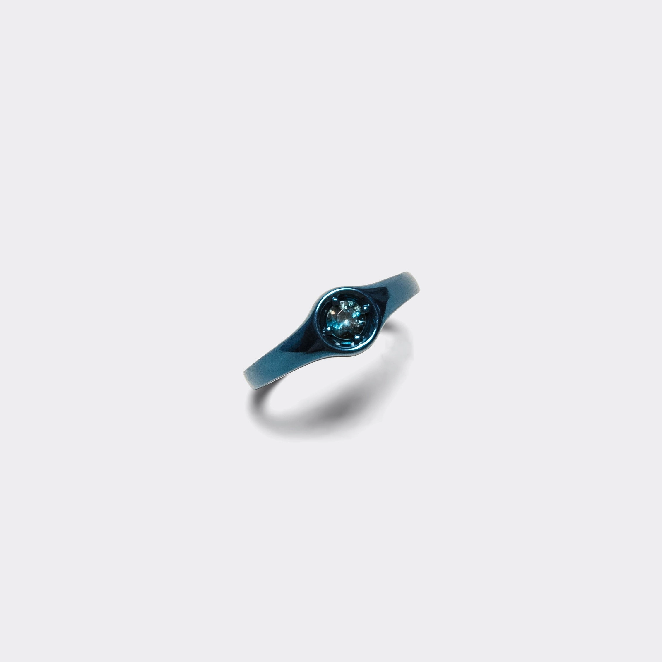Graphic Sapphire Ring - Blue Sapphire/9k Gold