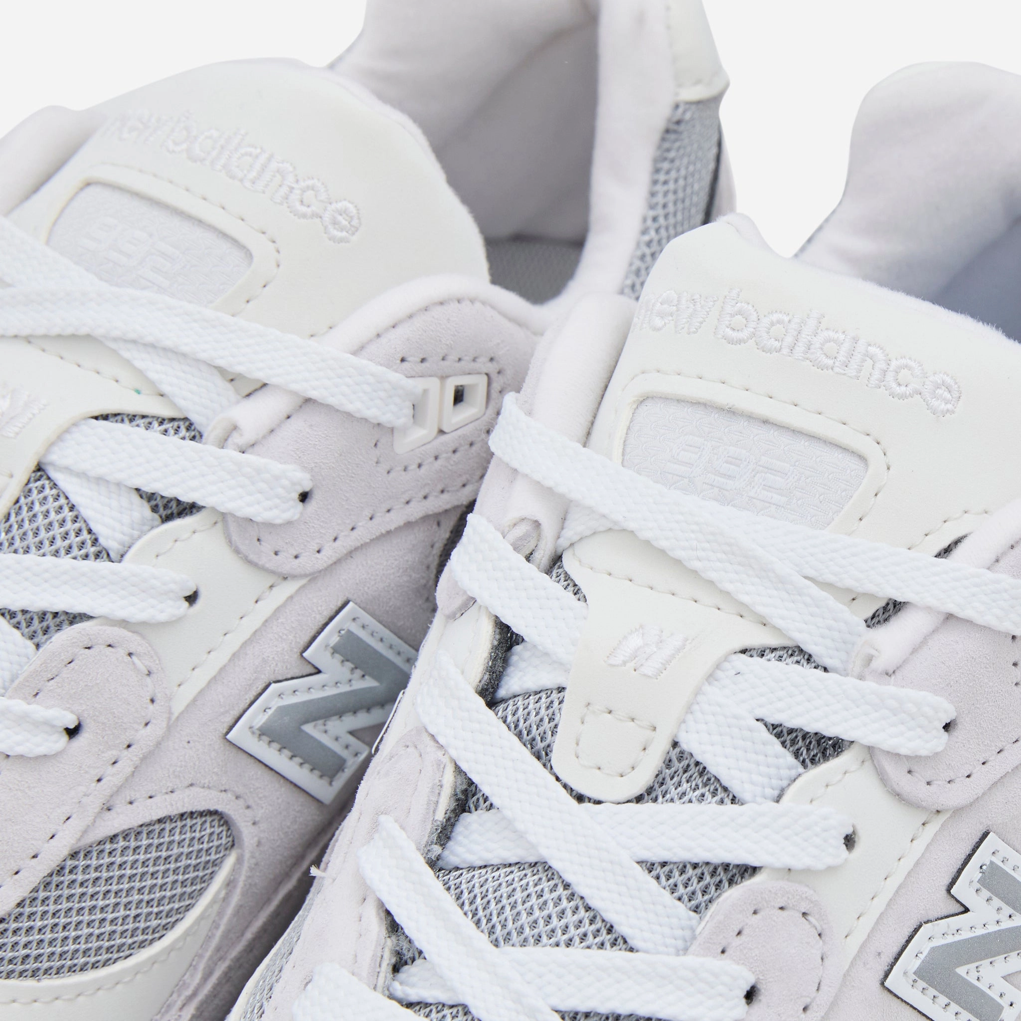 Made in USA 992 White | Reflection | Silver Metallic