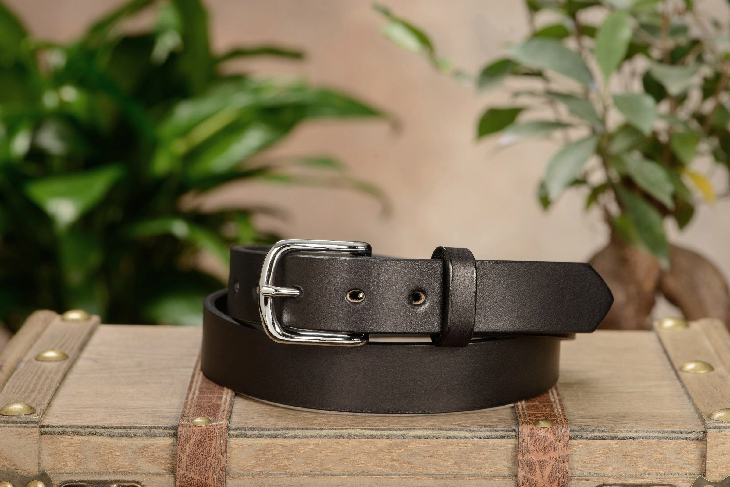 SPECIAL OFFER - The Colt: Black Non Stitched Leather Belt 1.25"