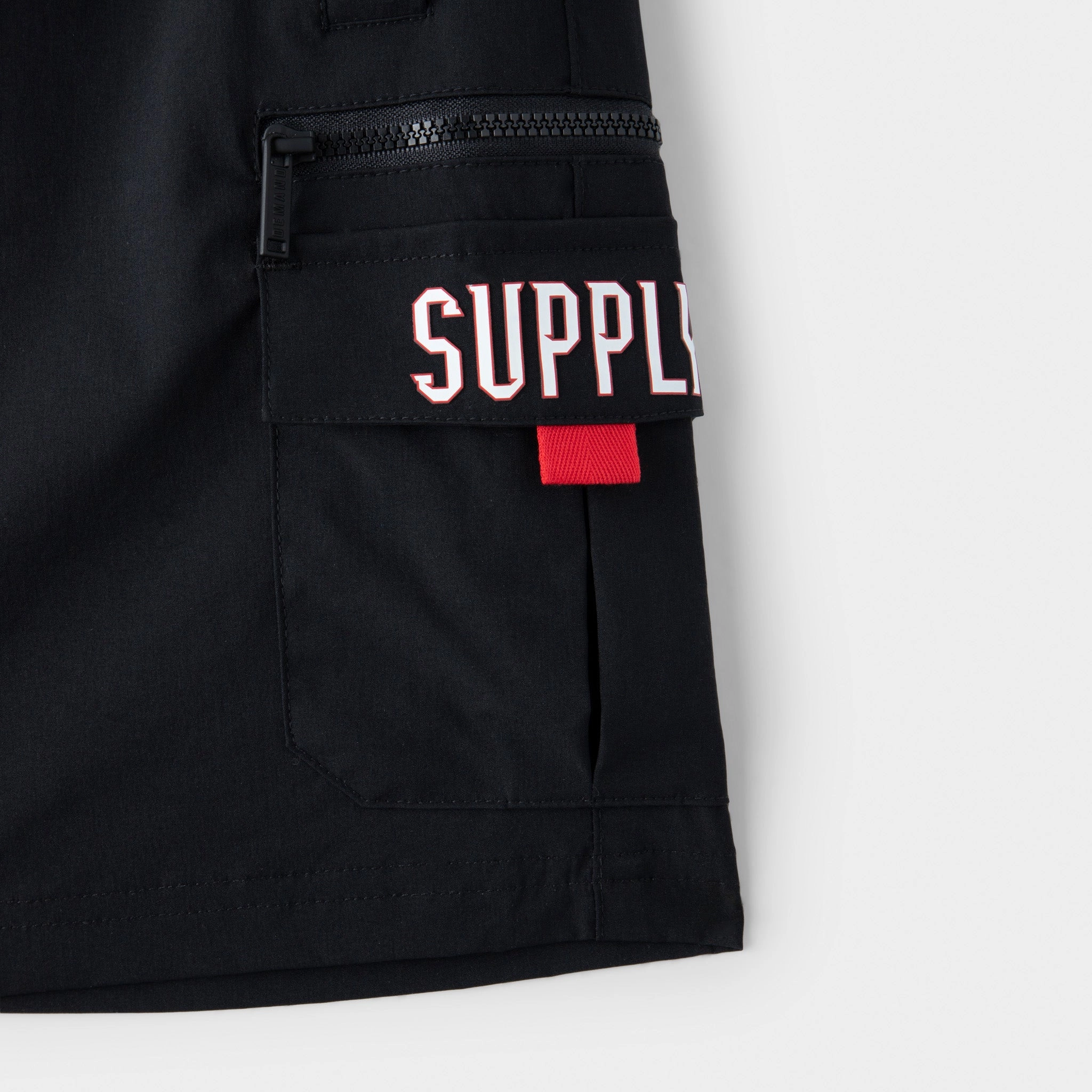 Supply & Demand Junior Boys' Split Woven Shorts / Black